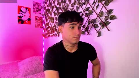 Christian Wang online show from January 14, 6:46 pm