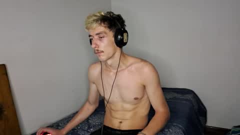 Christopher online show from January 18, 1:19 am