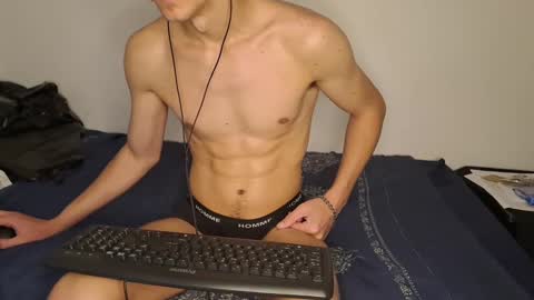 Christopher online show from February 22, 1:33 am