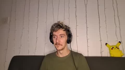 Christopher online show from January 8, 11:51 pm