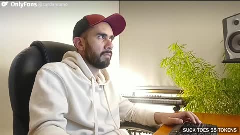 Cardamomo online show from January 20, 3:15 am