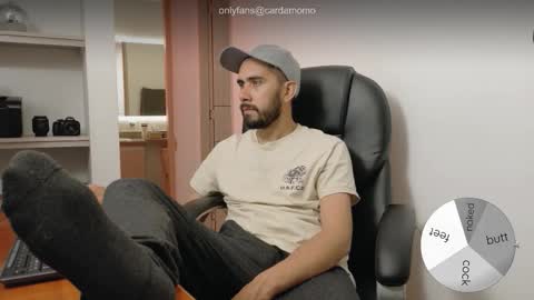 Cardamomo online show from November 14, 3:05 am