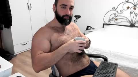 M Christian Stark online show from December 3, 3:30 am