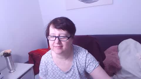 Christa online show from January 10, 7:04 pm