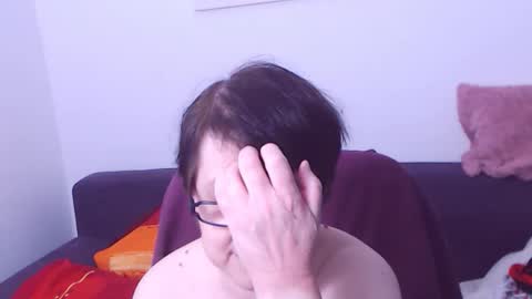 Christa online show from April 17, 7:28 pm