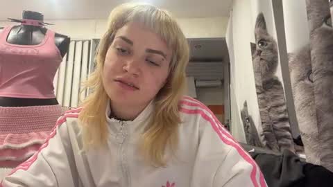 Snapshot of christiechorney chatting on June 11, 5:33 pm christiechorney online show from June 11, 5:33 pm