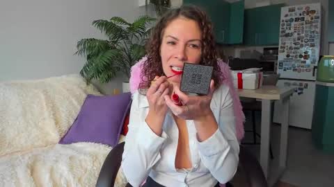 Chris online show from November 3, 9:32 am