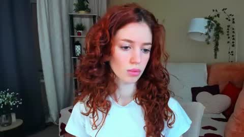 Snapshot of christinaconteeree chatting on July 14, 7:08 pm christinaconteeree online show from July 14, 7:08 pm
