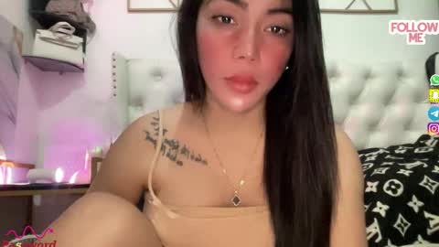 christine online show from November 12, 12:05 pm