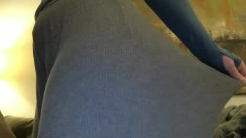 Snapshot of christinescorner chatting on June 23, 4:21 am Christine online show from June 23, 4:21 am