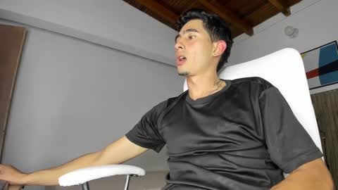 Petite Horny and chistoper  dick online show from March 7, 10:54 pm