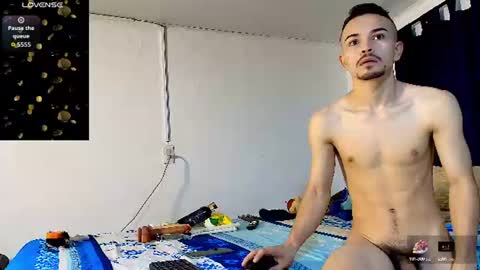 CHRISTOPHER online show from June 22, 10:56 am