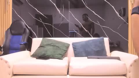 christopherivera online show from May 30, 8:17 pm
