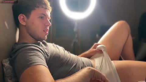 Christopher online show from September 19, 7:58 pm