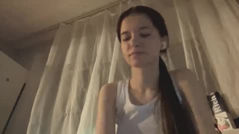 Snapshot of christykeet chatting on November 20, 1:00 pm Stella online show from November 20, 1:00 pm