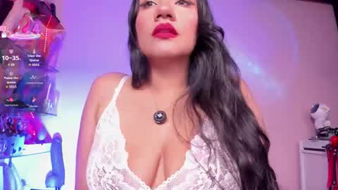 Snapshot of christymilk1 chatting on October 12, 2:21 am christy online show from October 12, 2:21 am