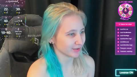 christyw3b online show from November 16, 5:46 am