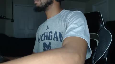 Snapshot of chrisvacherx chatting on September 12, 2:44 am ChrisVacherx online show from September 12, 2:44 am