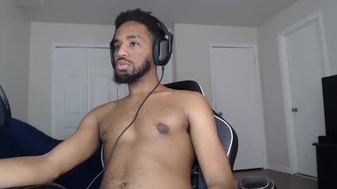 Snapshot of chrisvacherx chatting on February 9, 7:07 pm ChrisVacherx online show from February 9, 7:07 pm