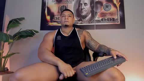 chrizmacgregor online show from March 8, 8:23 pm