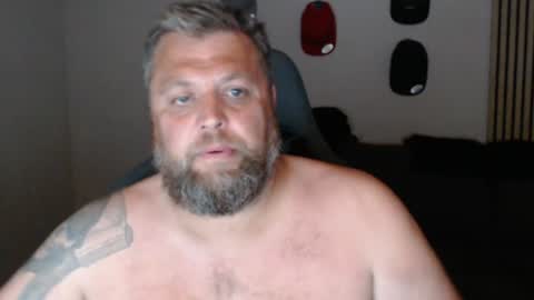 Snapshot of chrizz80 chatting on July 3, 11:55 pm Chrizz online show from July 3, 11:55 pm