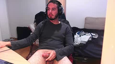 Chromefox123 online show from December 19, 12:12 pm