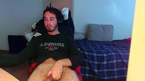 Chromefox123 online show from February 14, 2:47 pm