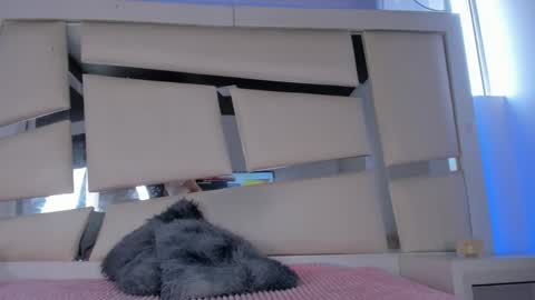 instagram chrystaljade.1 online show from March 27, 1:22 pm