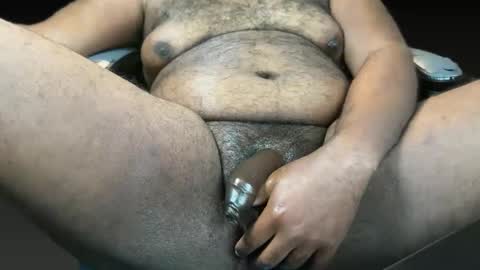 uncut chubby ebony blackdick online show from December 24, 4:08 pm