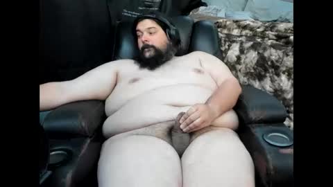 Snapshot of chubbnuncut chatting on April 21, 5:36 am chubbnuncut online show from April 21, 5:36 am