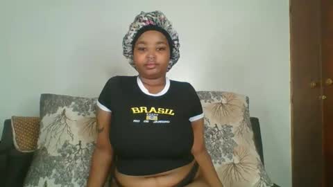 Snapshot of chubby_princess2 chatting on September 24, 8:50 am chubby_princess2 online show from September 24, 8:50 am