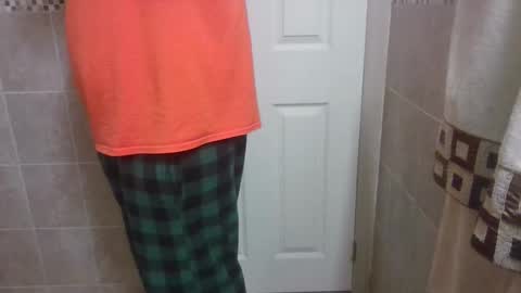 Snapshot of chubbycub14 chatting on February 11, 4:39 am chubbycub14 online show from February 11, 4:39 am