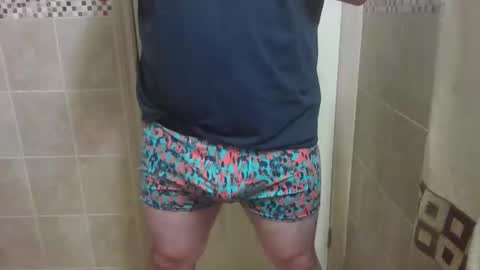 Snapshot of chubbycub14 chatting on February 17, 6:10 am chubbycub14 online show from February 17, 6:10 am