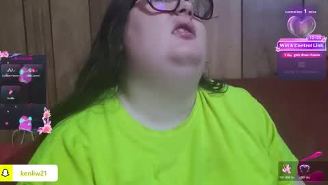 Snapshot of chubbydevil22 chatting on February 3, 9:20 pm kenli online show from February 3, 9:20 pm