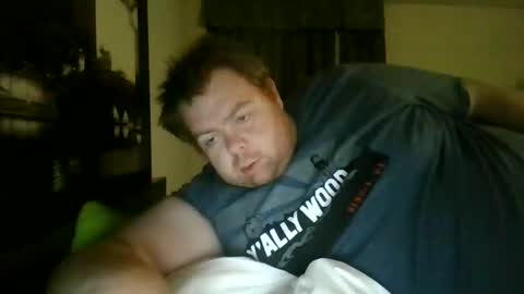 Snapshot of chubbyginger2 chatting on December 9, 11:04 am chubbyginger2 online show from December 9, 11:04 am