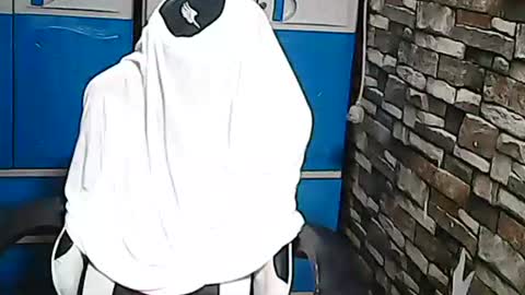 Snapshot of chubbylove_123 chatting on September 11, 11:32 am chubbylove_123 online show from September 11, 11:32 am