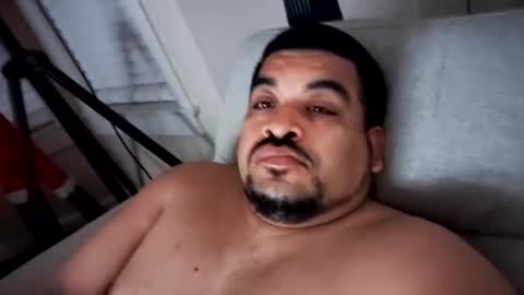 chubdad23 online show from May 1, 11:04 am