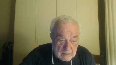 Snapshot of ciaoamoremio4 chatting on February 16, 8:33 pm ciaoamoremio4 online show from February 16, 8:33 pm