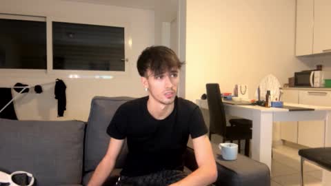 Snapshot of ciaosonoale chatting on December 5, 11:29 pm Alex online show from December 5, 11:29 pm