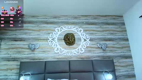 ...   ... online show from January 30, 3:44 am