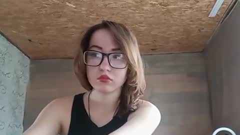 Snapshot of cicelyphaup chatting on July 3, 8:10 am Olivia online show from July 3, 8:10 am