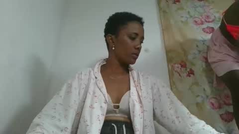 Snapshot of ciciazzhh chatting on March 1, 9:55 am ciciazzhh online show from March 1, 9:55 am