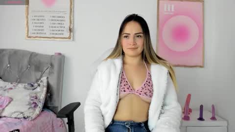 Ciindy Lovers online show from November 19, 3:45 pm