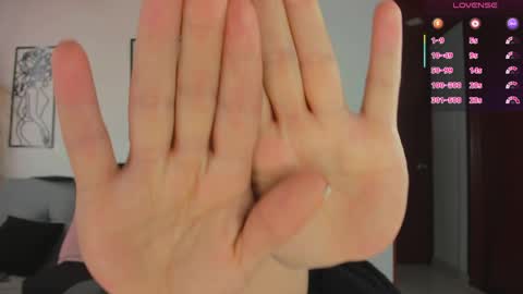 Snapshot of ciindy_lovee chatting on May 16, 2:38 pm Ciindy Lovers online show from May 16, 2:38 pm