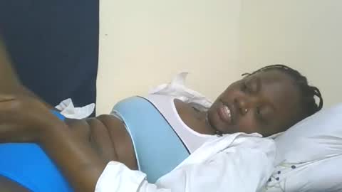 cilia petite online show from October 15, 11:05 pm