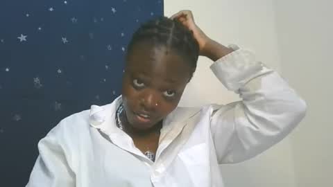 cilia petite online show from October 17, 2:52 pm