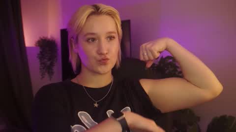 Cin Bellamy online show from October 7, 6:10 am