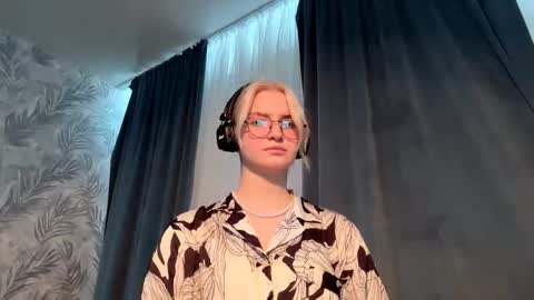 Cindi online show from November 14, 5:33 pm