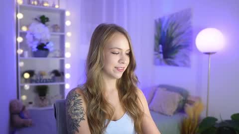 Snapshot of cindy_grey_ chatting on September 14, 6:29 pm Cintybaby online show from September 14, 6:29 pm
