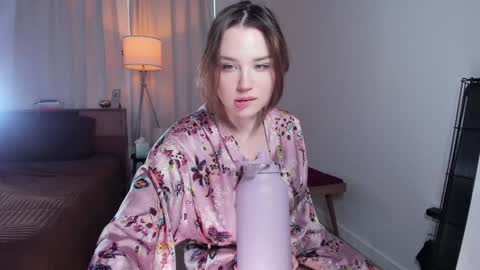 Snapshot of cinnabelle chatting on January 7, 10:23 pm Cinnabelle online show from January 7, 10:23 pm